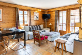 Warm 2-bedroom apartment near the Tourist Office